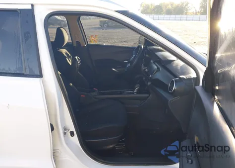 2021 Nissan Kicks Sv Xtronic Cvt from USA, damaged, VIN 3N1CP5CVXML534664